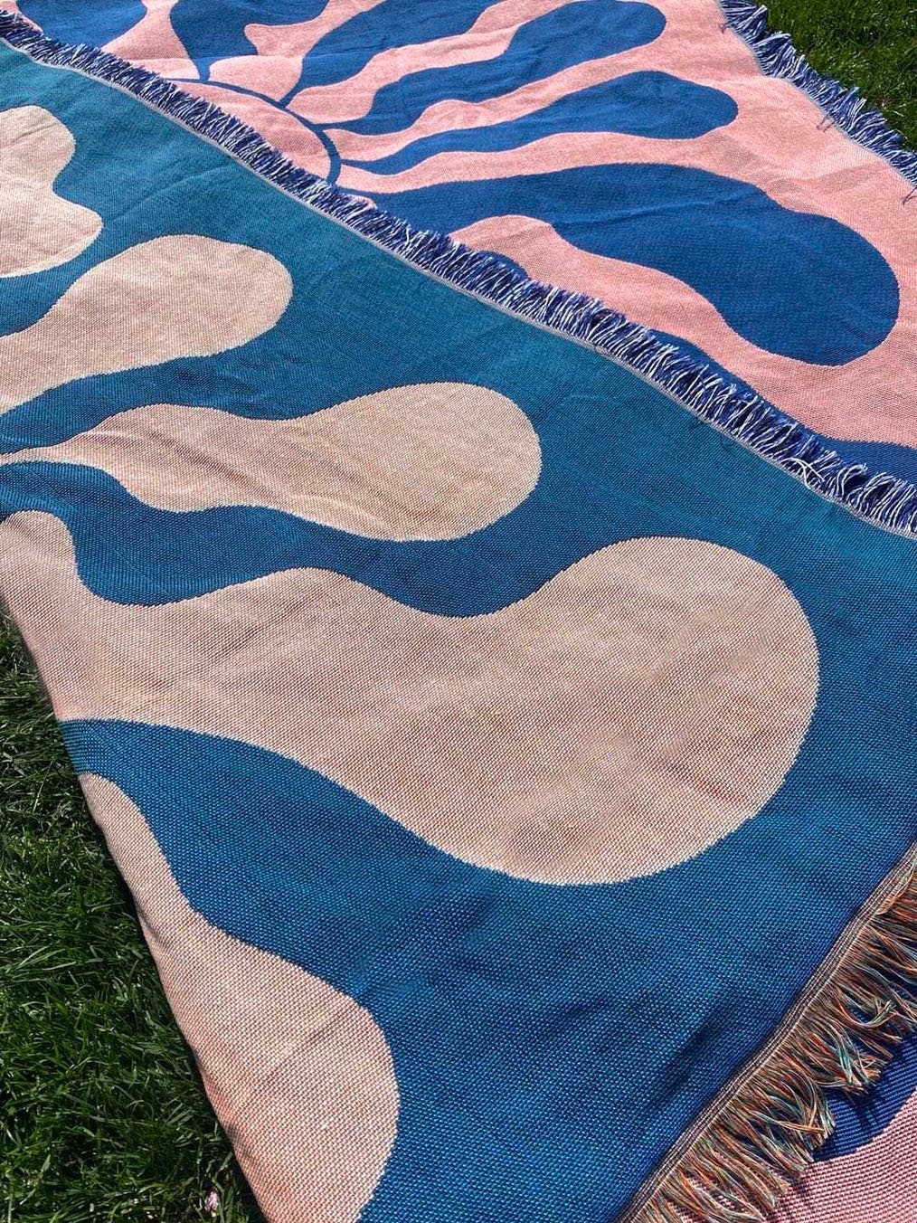 Pink Blue Matisse Leaf Woven Blanket | Funky Retro Tapestry Blanket | All Seasons Fringe Sofa Blankets | Picnic Blanket Brown Woven Throw